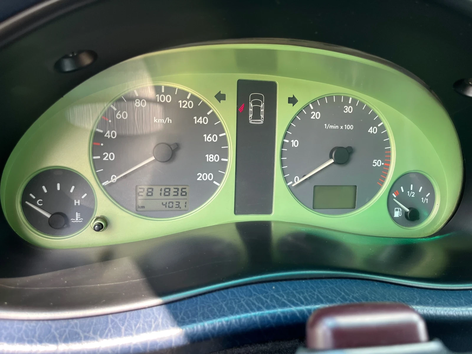 VW Sharan 1.9 TDI 110hp, снимка 9 - Автомобили и джипове - 55987790