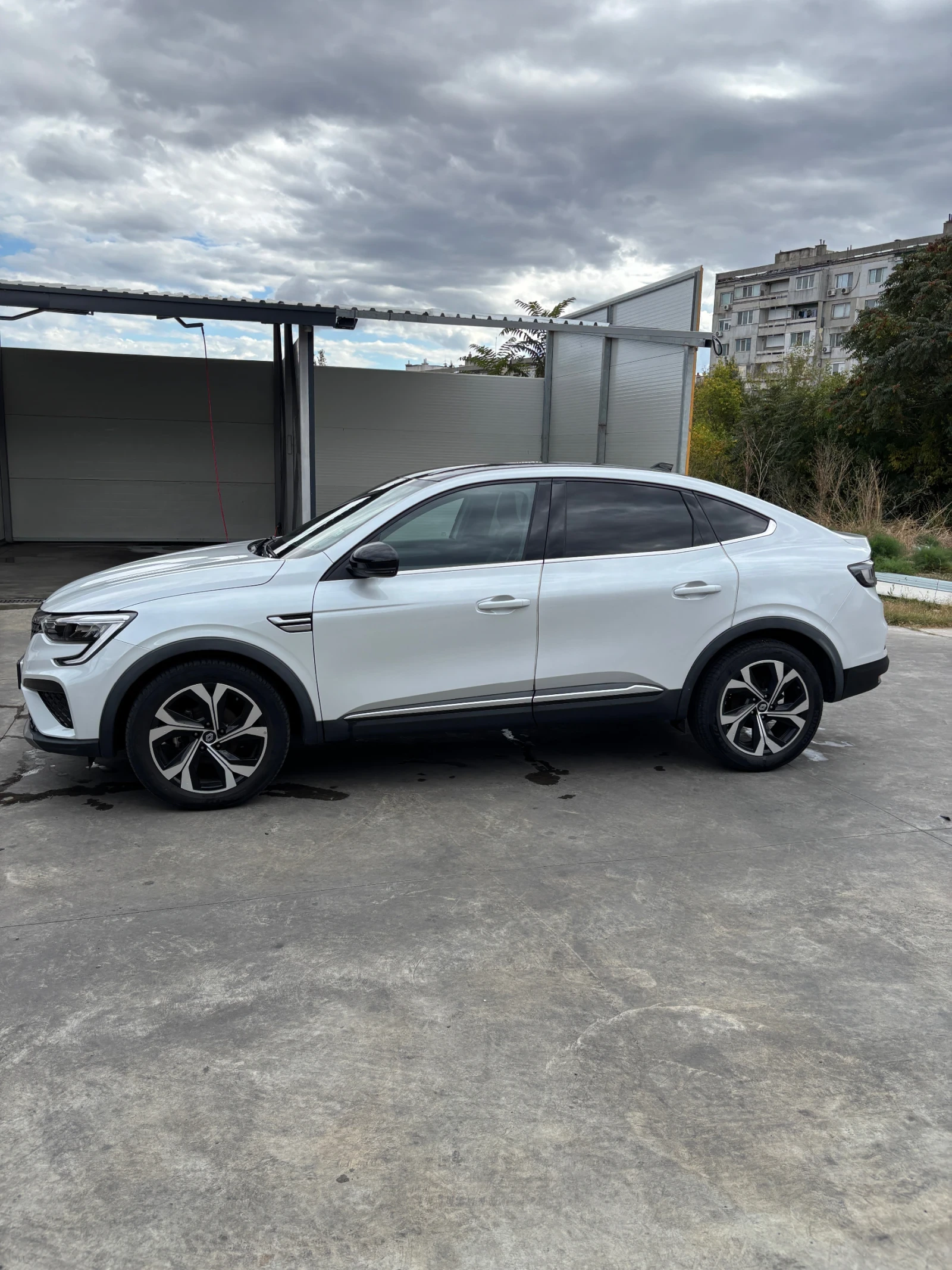 Renault Arkana mild hybrid EDC, снимка 2 - Автомобили и джипове - 56226847