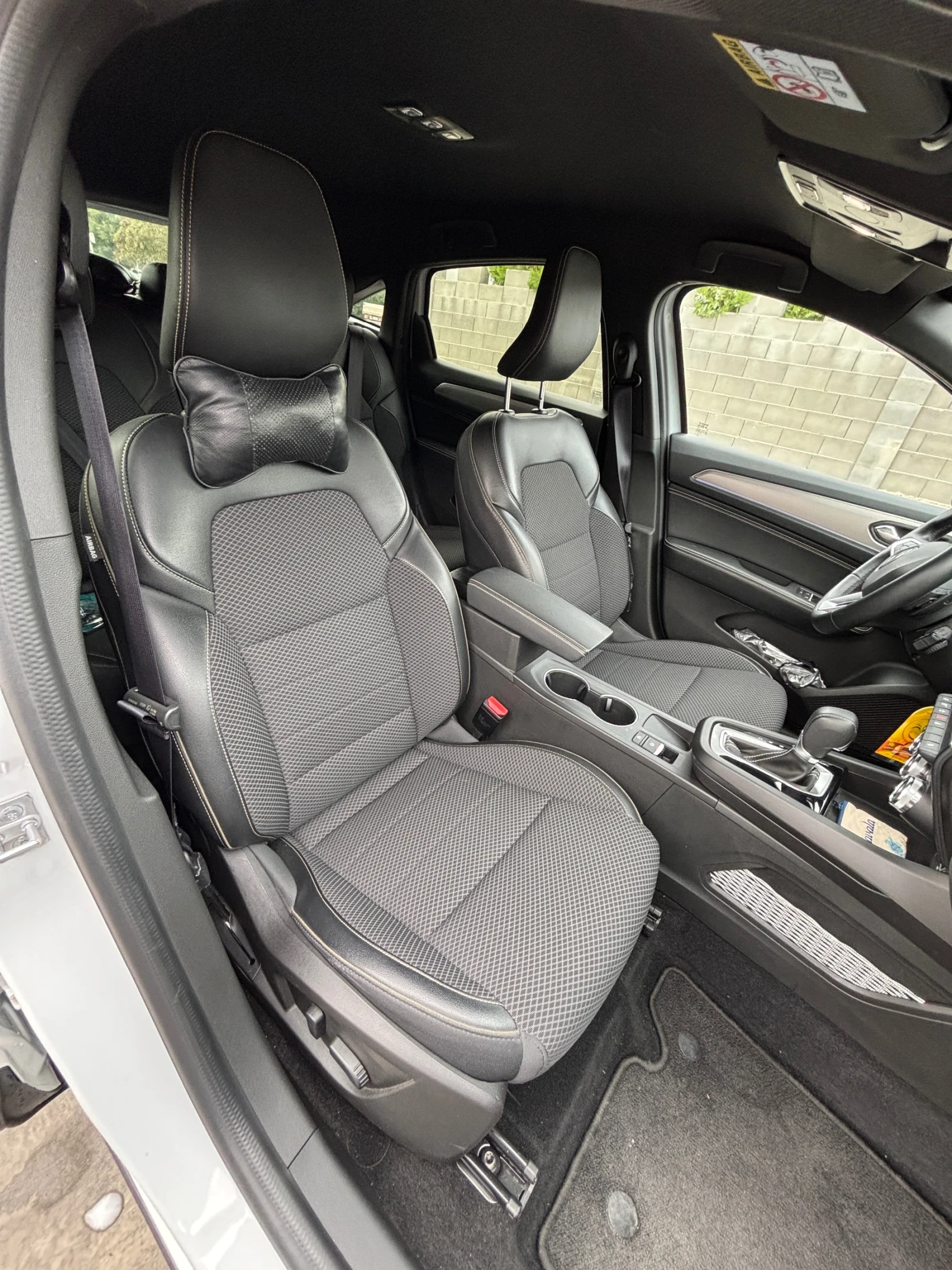 Renault Arkana mild hybrid EDC, снимка 11 - Автомобили и джипове - 56226847