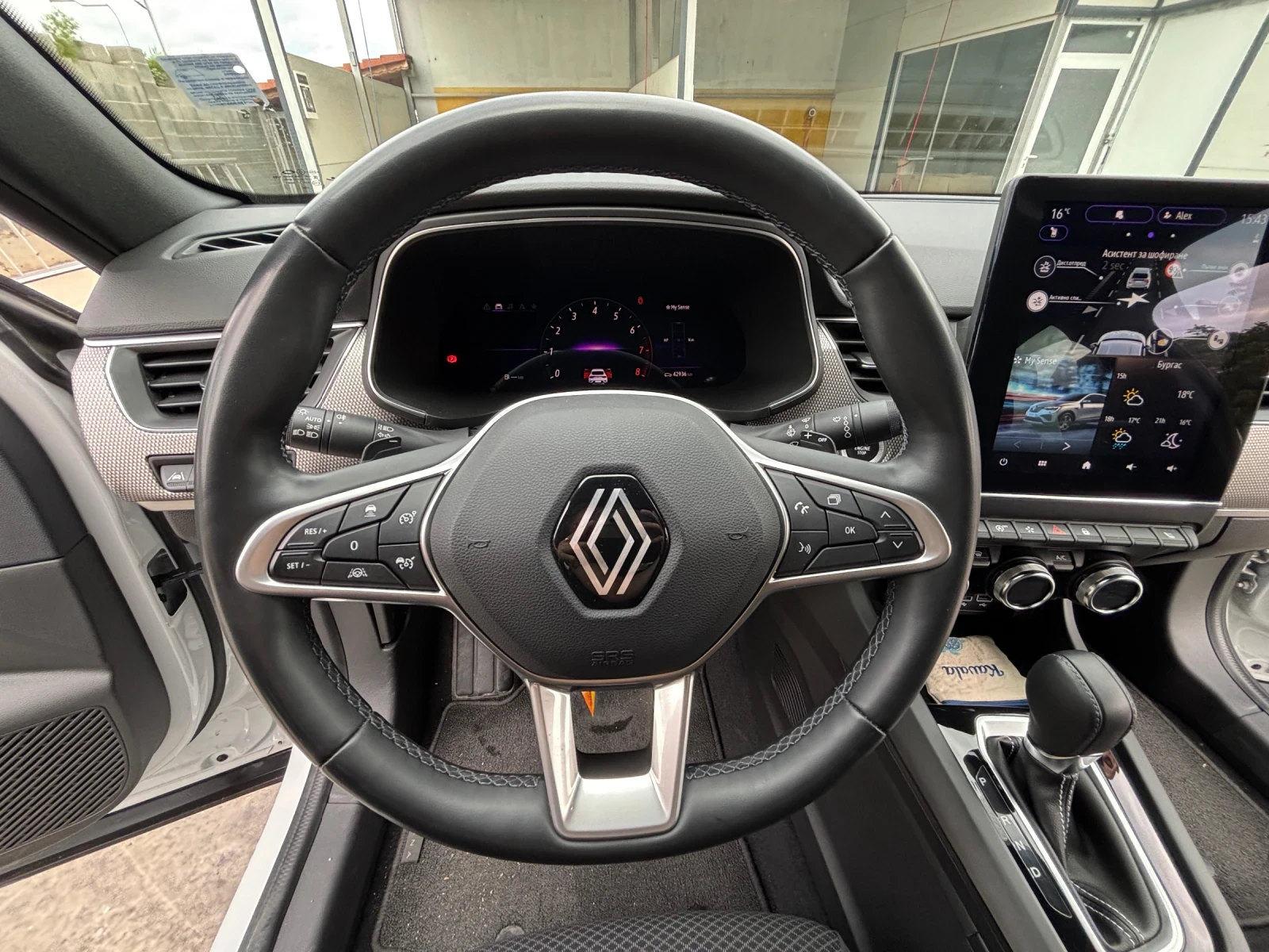 Renault Arkana mild hybrid EDC, снимка 7 - Автомобили и джипове - 56226847