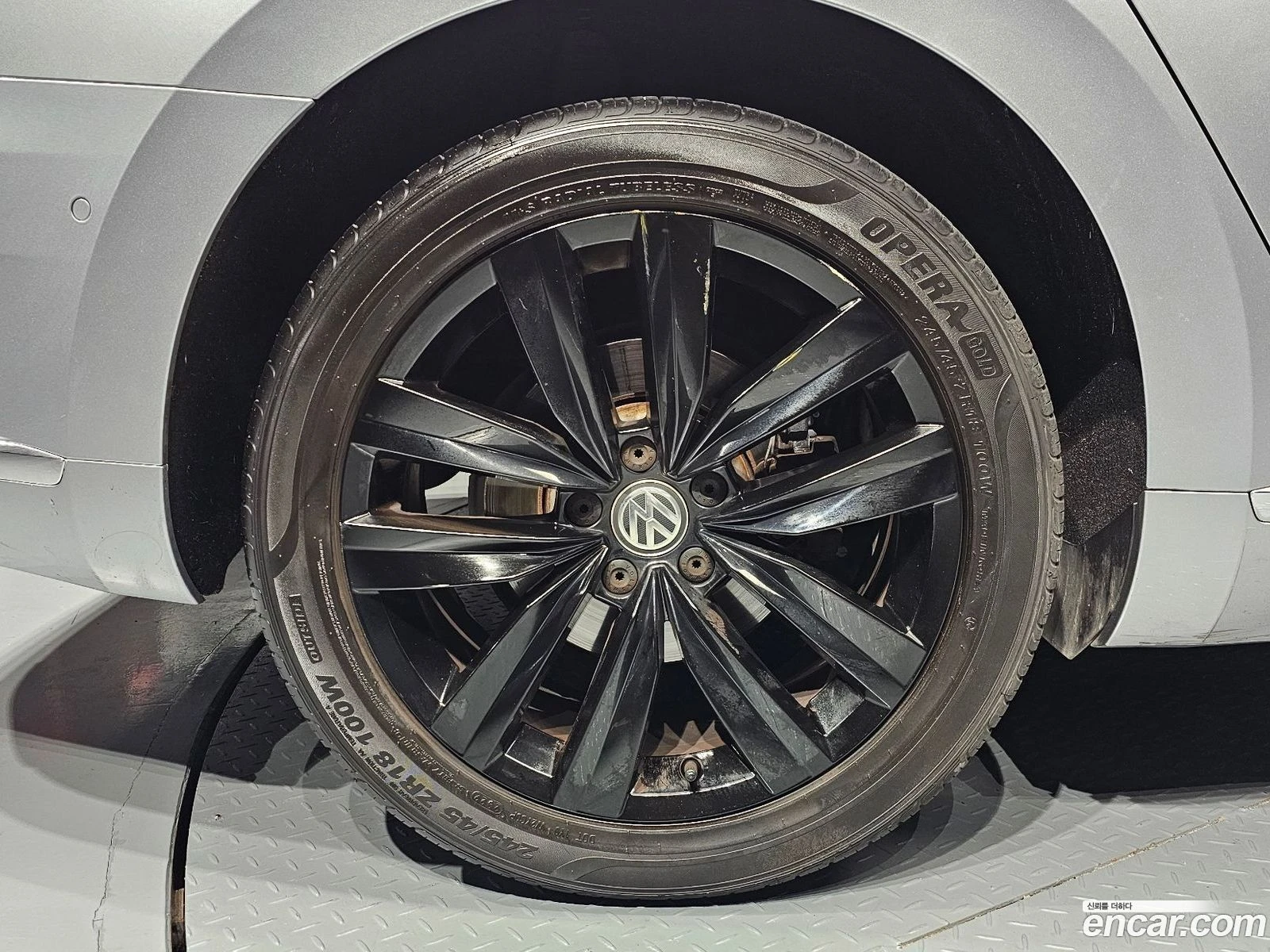 VW Arteon 2.0 TDI Prestige, снимка 5 - Автомобили и джипове - 56570533