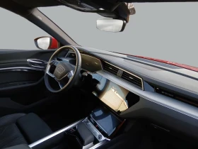 Audi Q8 E-TRON/340HP/SPORTBACK/ADVANCED/AHK/CAM/NAVI/212q, снимка 12