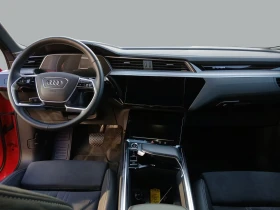 Audi Q8 E-TRON/340HP/SPORTBACK/ADVANCED/AHK/CAM/NAVI/212q, снимка 7