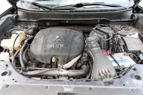 Mitsubishi Outlander 2.2 DI-D, снимка 13