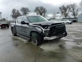 ������ Toyota Tundra
