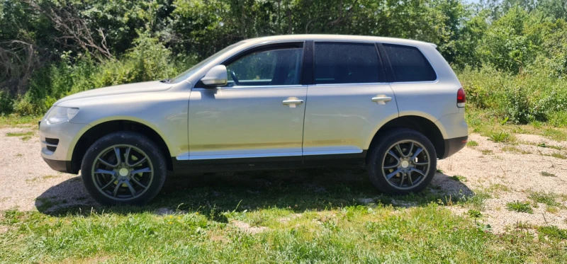 VW Touareg 3.0 TDI , снимка 5 - Автомобили и джипове - 47032258