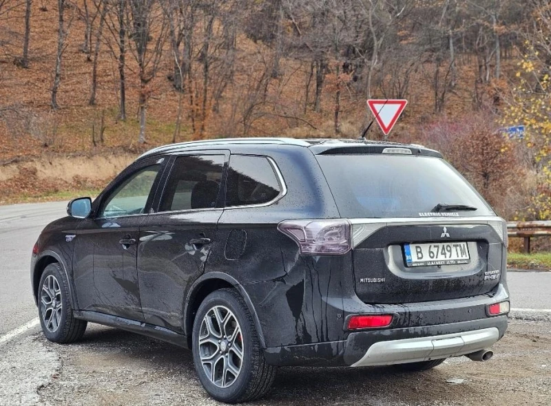 Mitsubishi Outlander PHEV+ Gas, ПЕРФЕКТНА, снимка 8 - Автомобили и джипове - 47948910