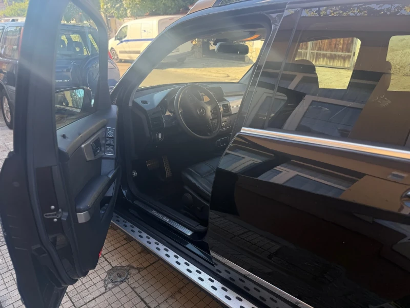 Mercedes-Benz GLK 320, снимка 6 - Автомобили и джипове - 51762292