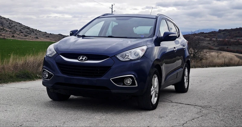 Hyundai IX35 2.0 crdi. NAVI , снимка 2 - Автомобили и джипове - 52648652