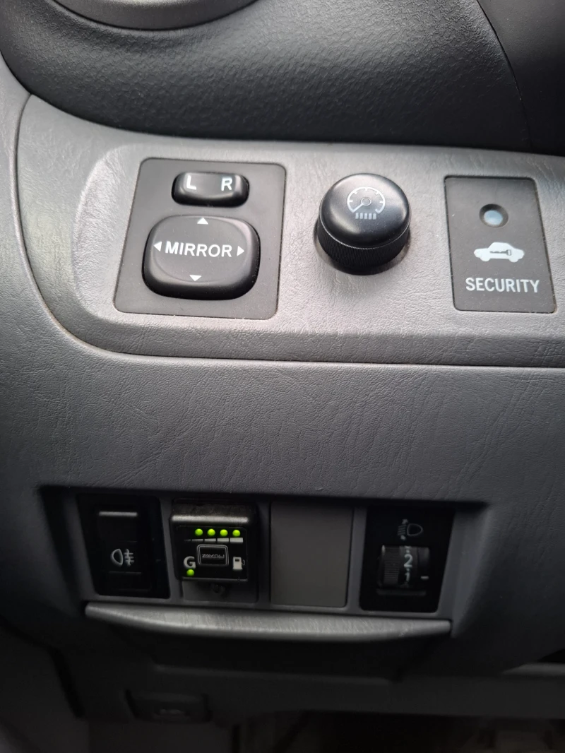 Toyota Rav4 VVTI 2.0i   150  4x4  LPG , снимка 11 - Автомобили и джипове - 53062563