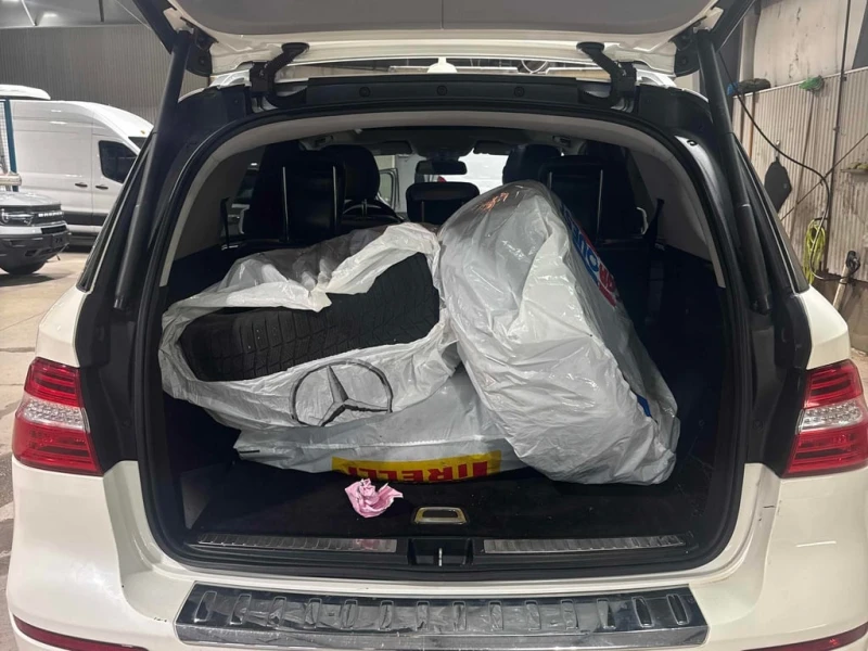 Mercedes-Benz ML 350 2012 * CARFAX * ОТ ПРЕДСТАВИТЕЛСТВО, снимка 13 - Автомобили и джипове - 53232270