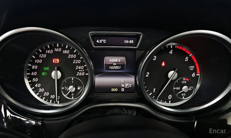 Mercedes-Benz ML 350, снимка 8 - Автомобили и джипове - 53243764