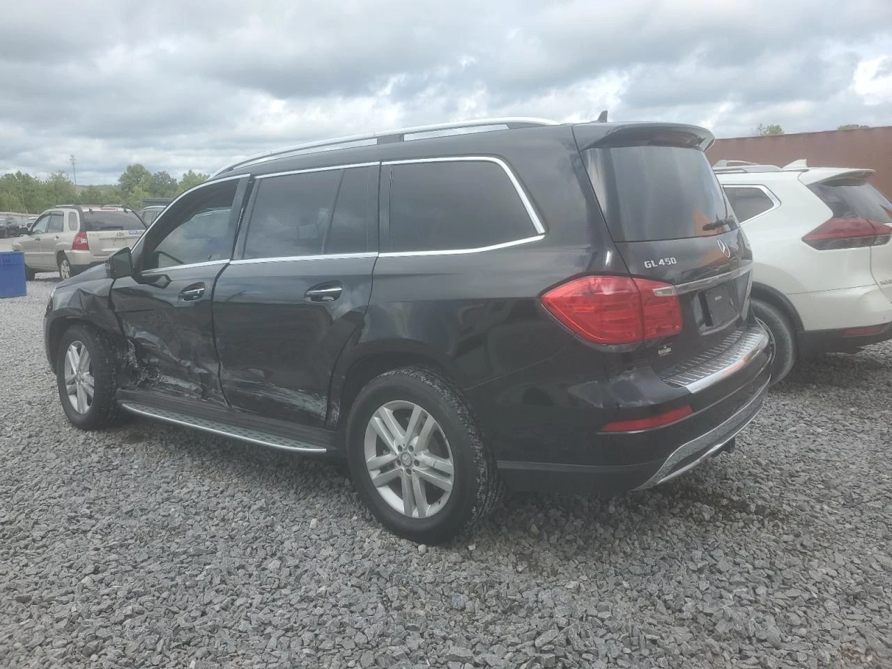 Mercedes-Benz GL 450 4MATIC* HARMAN/KARDON* ПАНО* ОБДУХ* 7 МЕСТНА - изображение 4