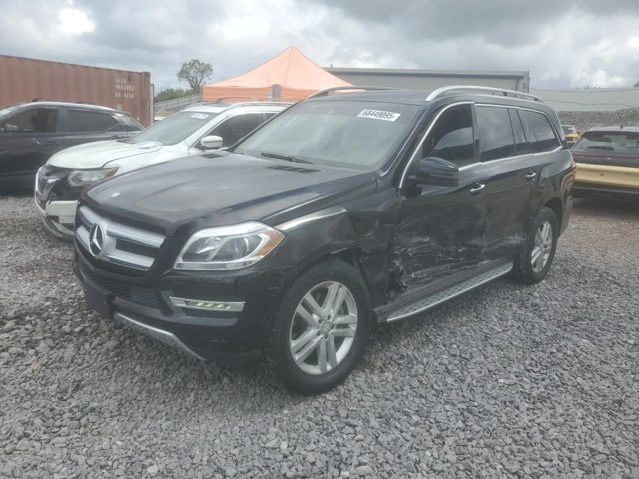 Mercedes-Benz GL 450 4MATIC* HARMAN/KARDON* ПАНО* ОБДУХ* 7 МЕСТНА - изображение 3