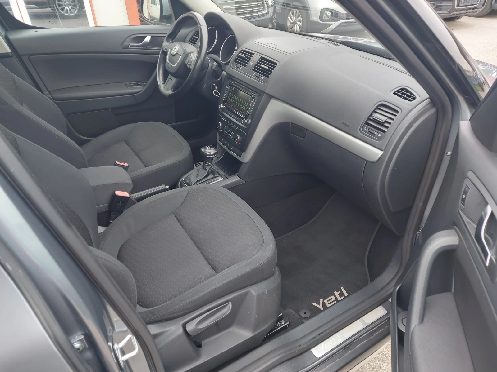 Skoda Yeti 2.0 TDI* 4x4* * * NAVI | Mobile.bg   9