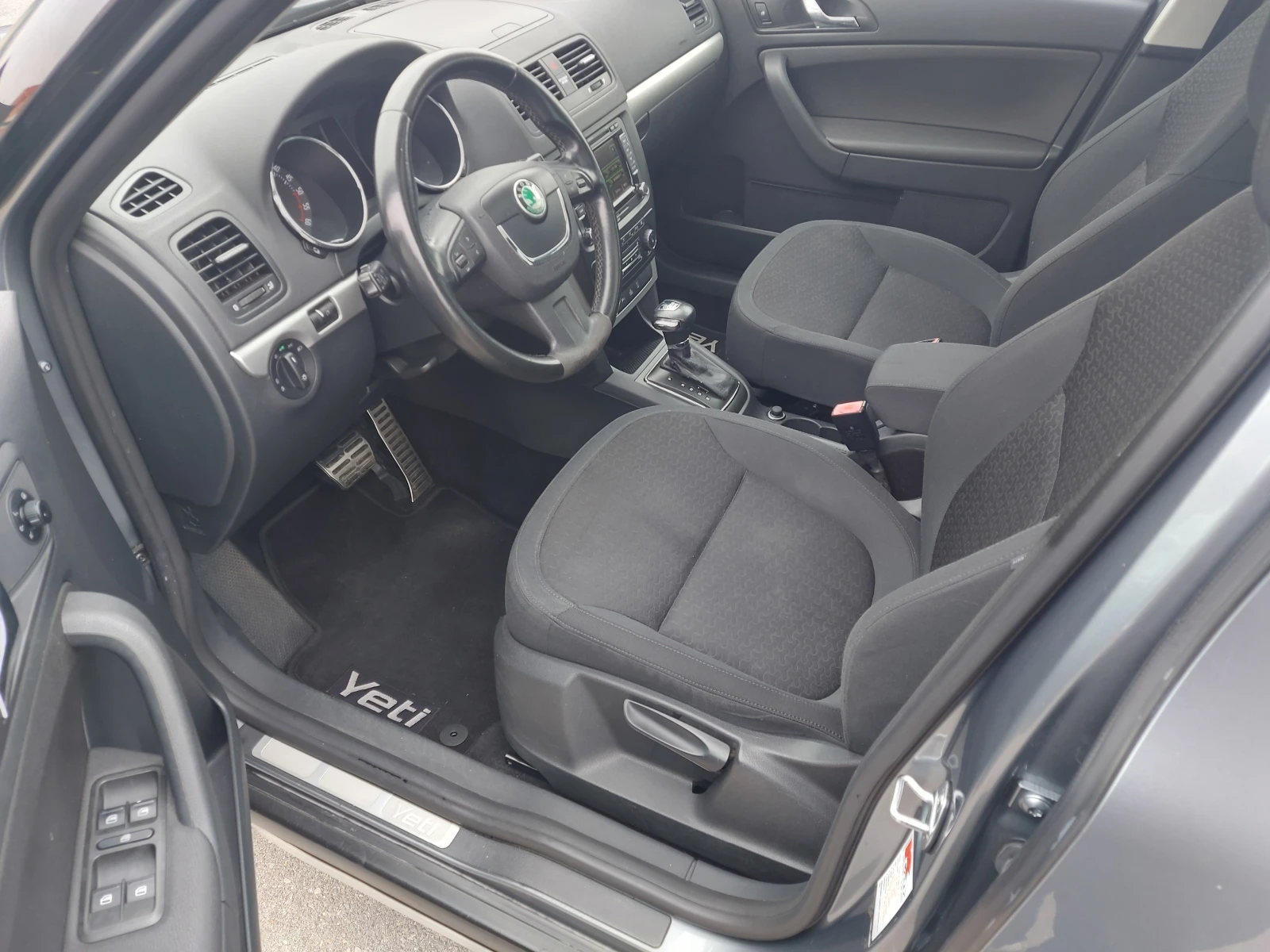 Skoda Yeti 2.0 TDI* 4x4* * * NAVI | Mobile.bg   7