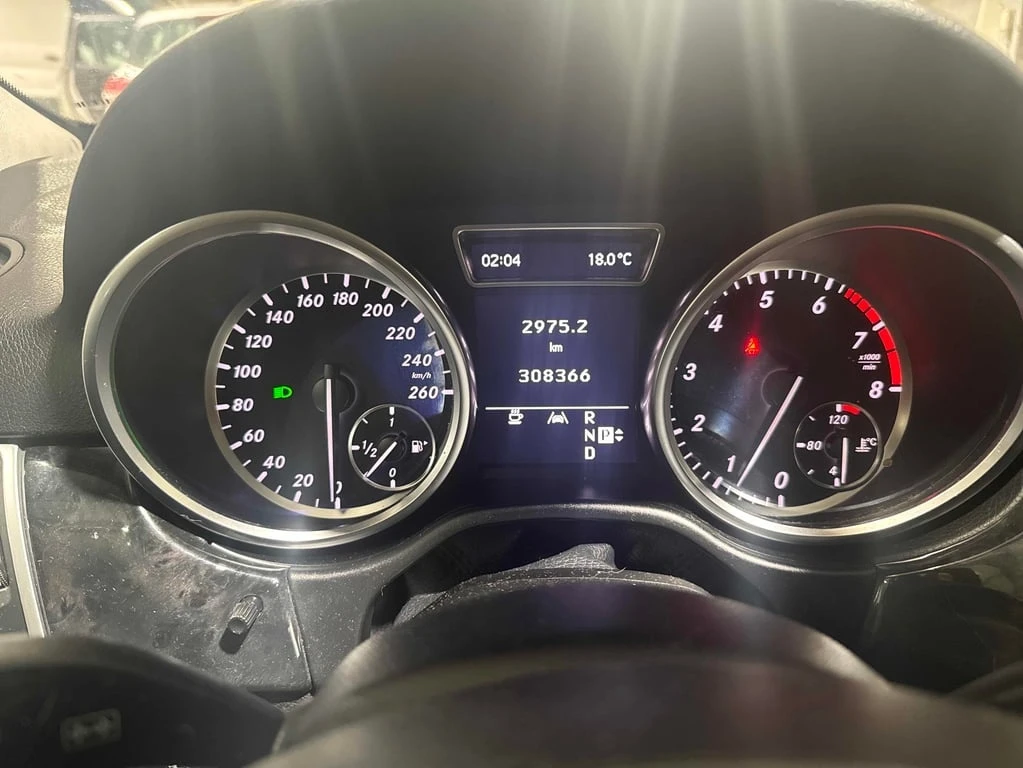 Mercedes-Benz ML 350 2012 * CARFAX * ОТ ПРЕДСТАВИТЕЛСТВО - изображение 8