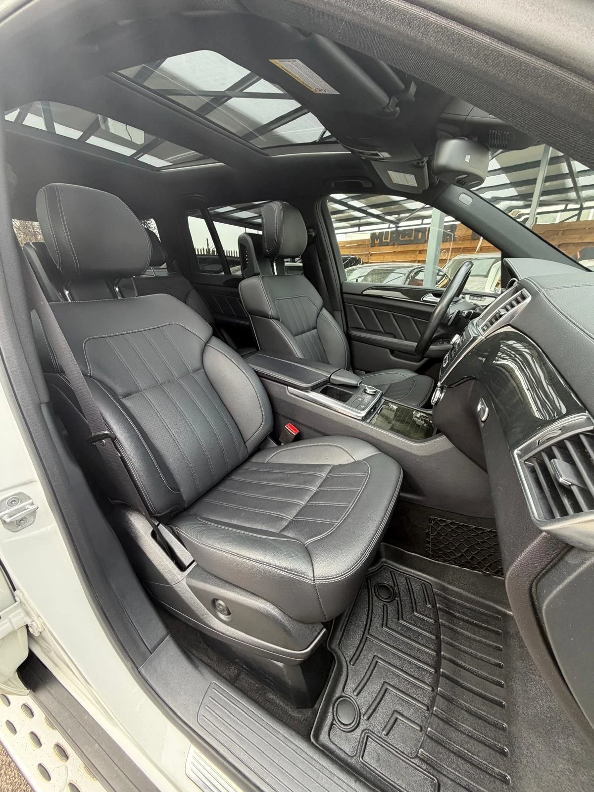 Mercedes-Benz GL 350 4Matic AMG-Pack УНИКАЛНА - изображение 7