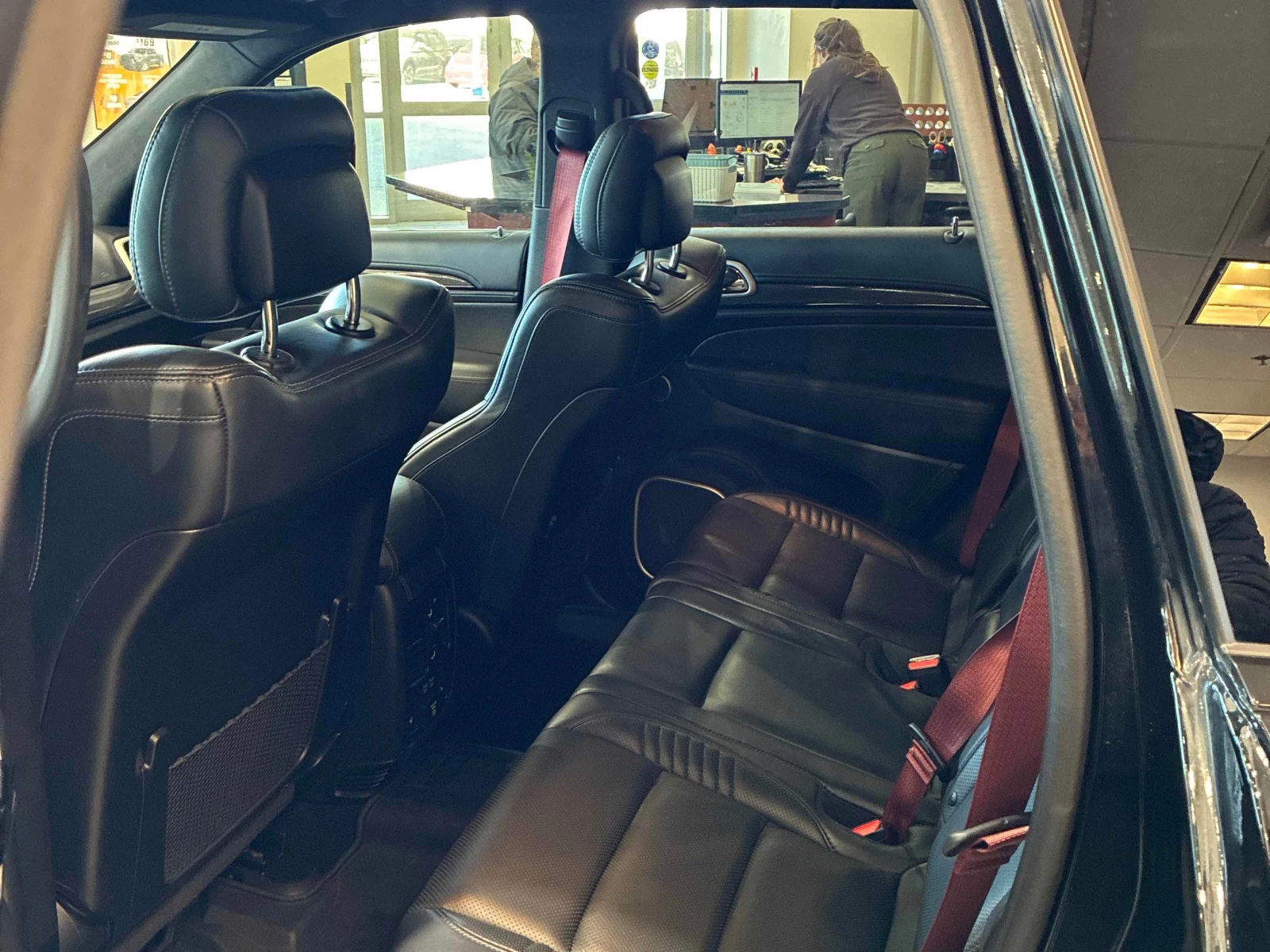 Jeep Grand cherokee Trackhawk* * 4X4* * CARFAX * * АВТО КРЕДИТ * *  - изображение 10