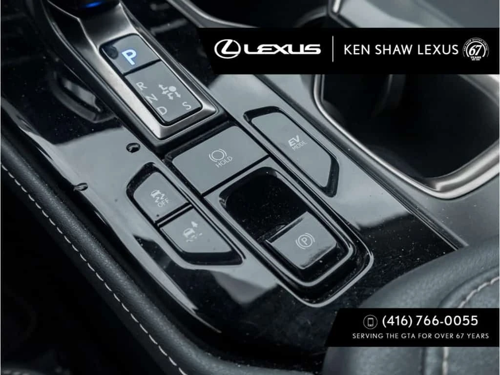 Lexus NX Premium  CARFAX, снимка 17 - Автомобили и джипове - 53989938