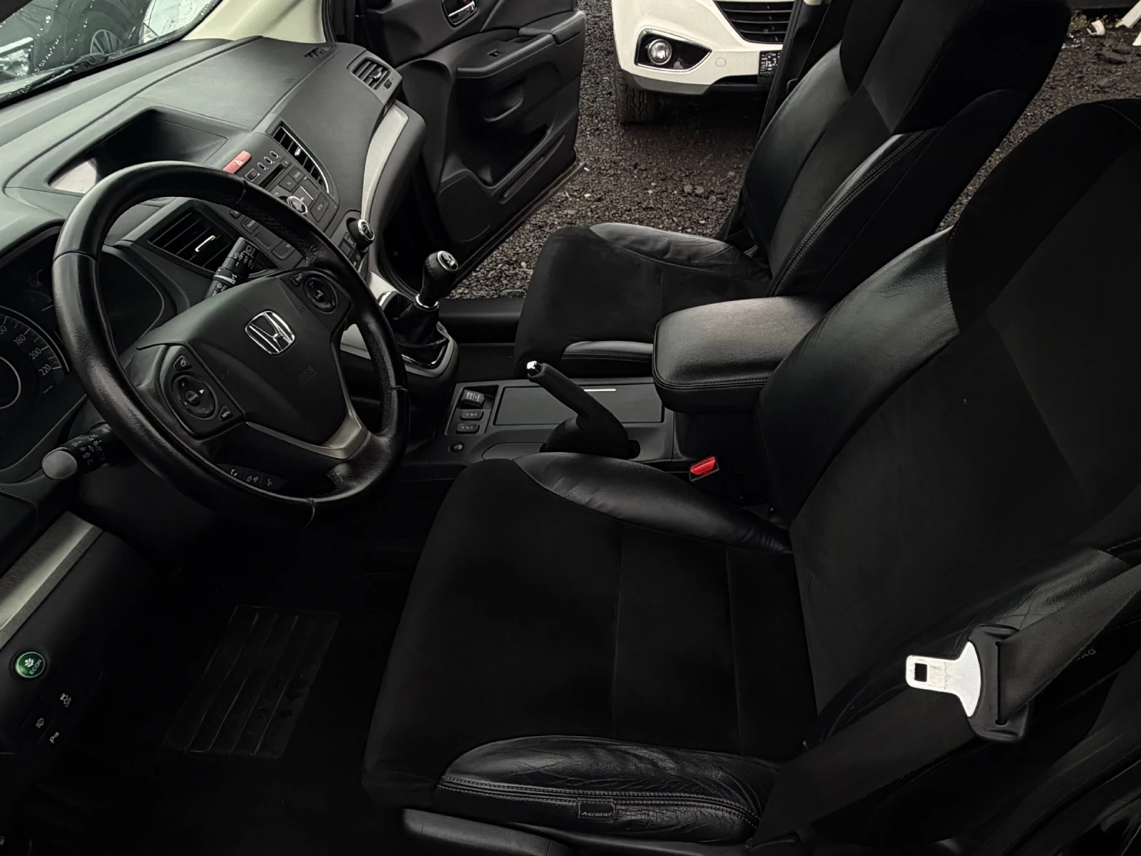 Honda Cr-v 1.6 diz 120 ks, снимка 13 - Автомобили и джипове - 54035861