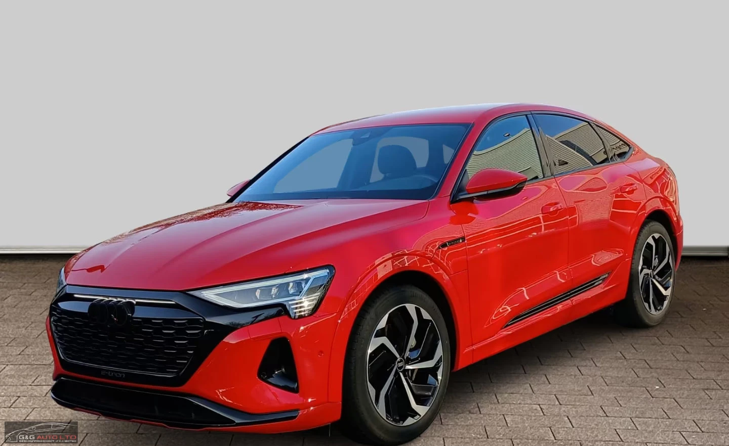 Audi Q8 E-TRON/340HP/SPORTBACK/ADVANCED/AHK/CAM/NAVI/212q | Mobile.bg � ����������� 1
