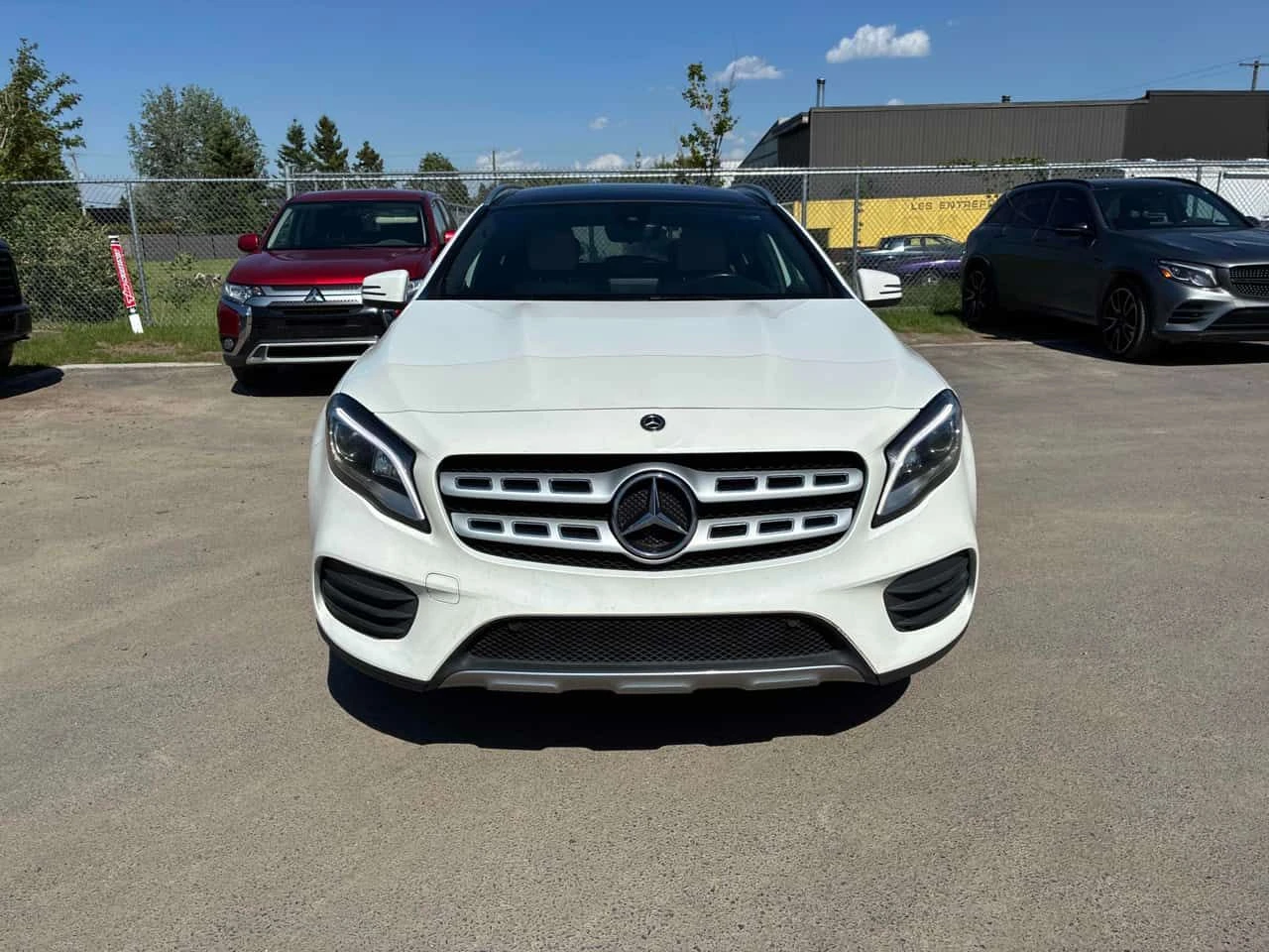 Mercedes-Benz GLA 250 * CARFAX * БЕЗ ПЪРВОНАЧАЛНА ВНОСКА, снимка 6 - Автомобили и джипове - 54735662