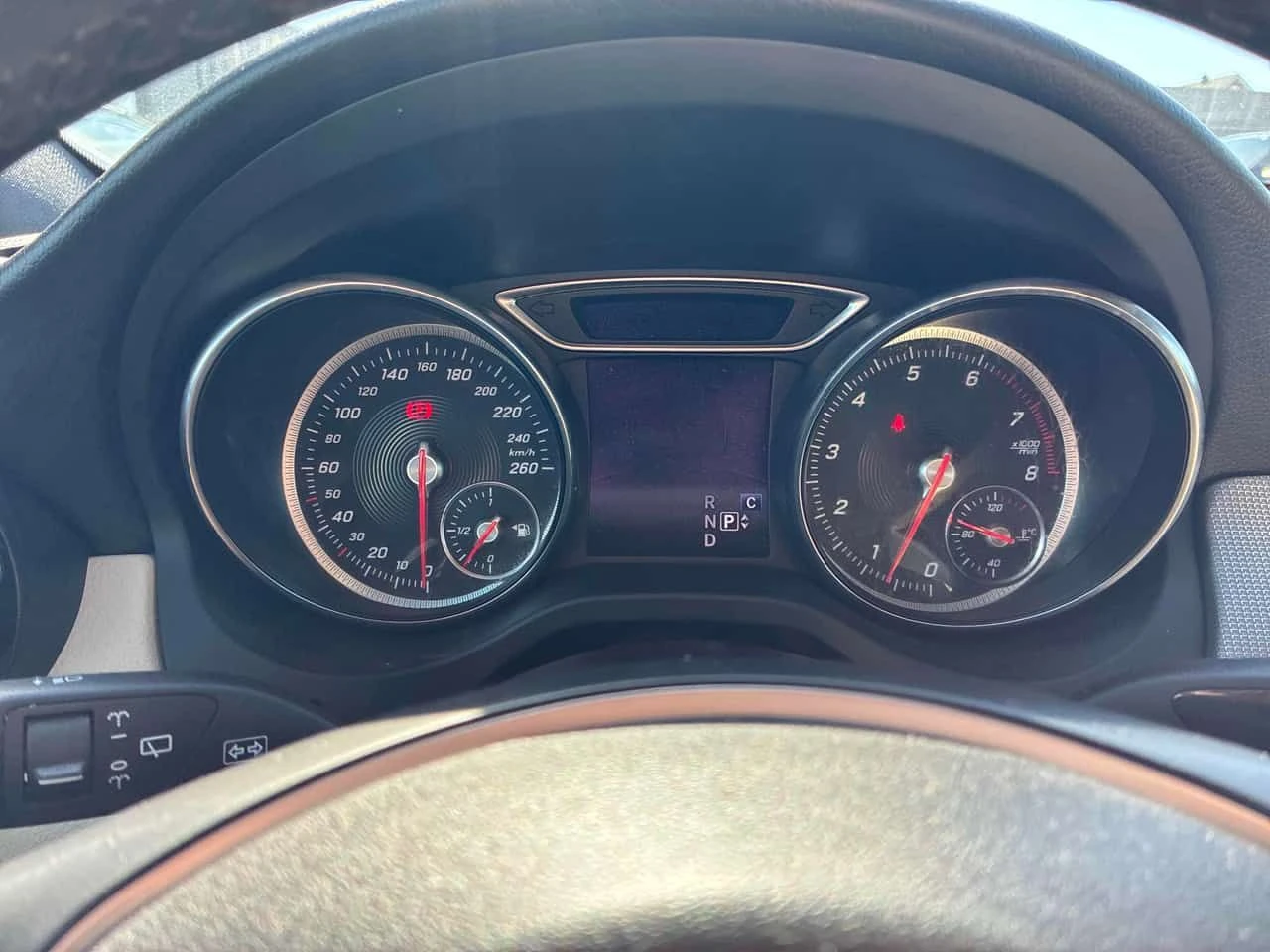 Mercedes-Benz GLA 250 * CARFAX * БЕЗ ПЪРВОНАЧАЛНА ВНОСКА, снимка 8 - Автомобили и джипове - 54735662