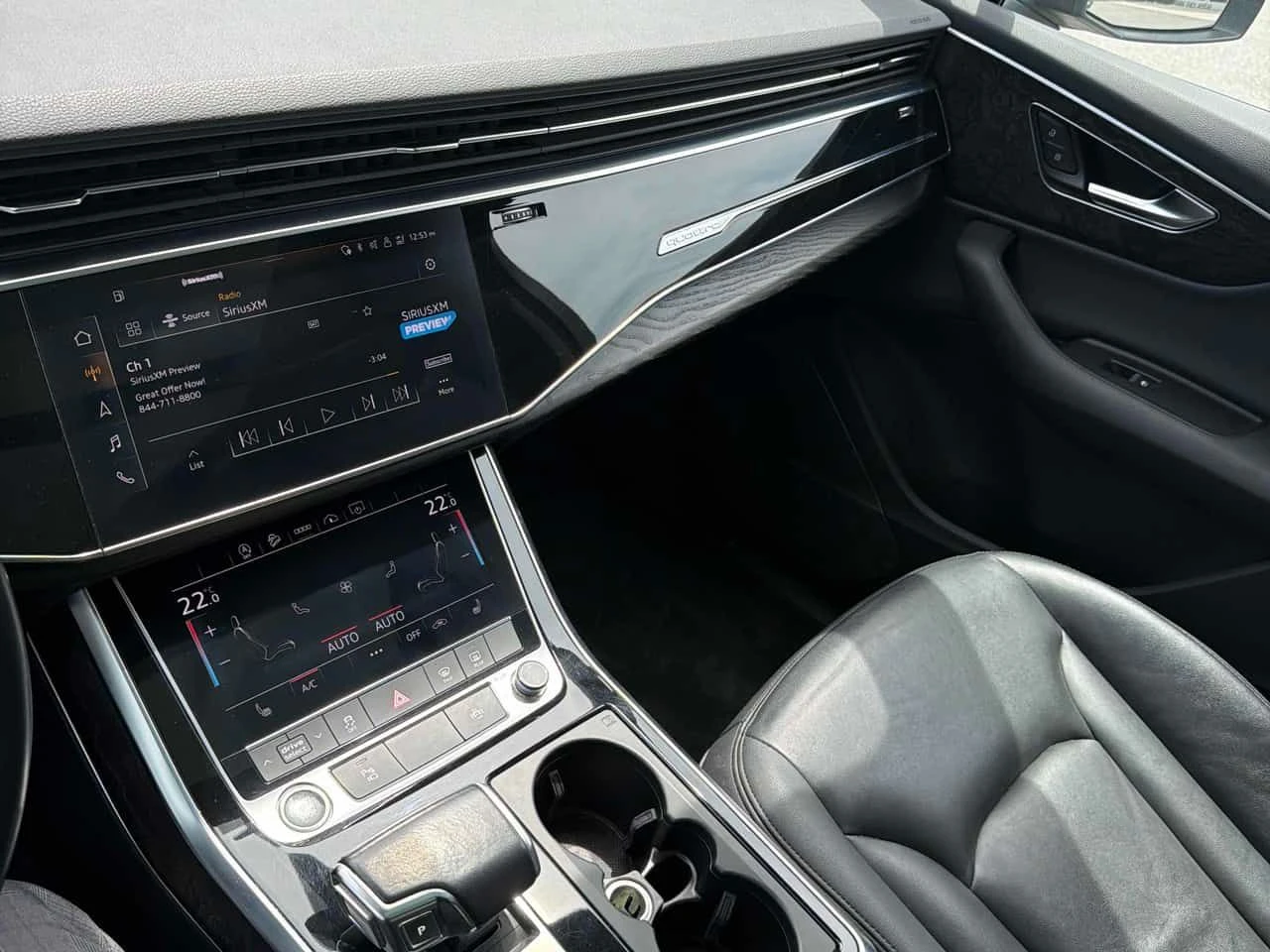 Audi Q7 Komfort * CARFAX * БЕЗ ПЪРВОНАЧАЛНА ВНОСКА, снимка 9 - Автомобили и джипове - 54787258