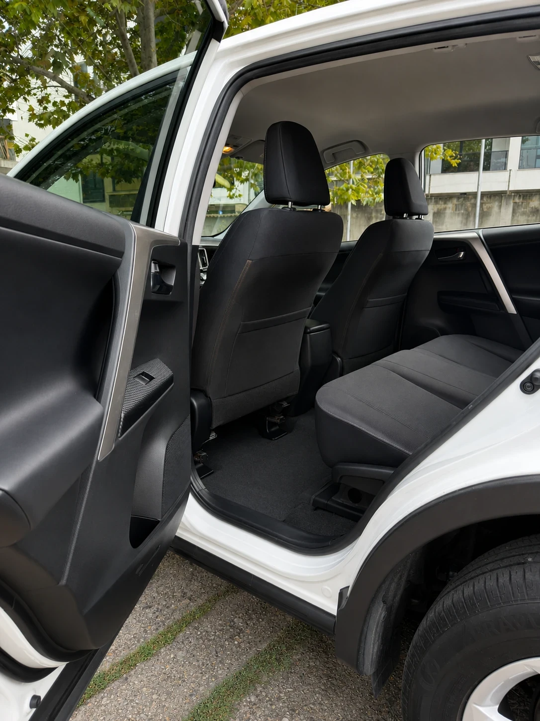 Toyota Rav4 2.0 D4D/Camera/125�.� | Mobile.bg � ����������� 10