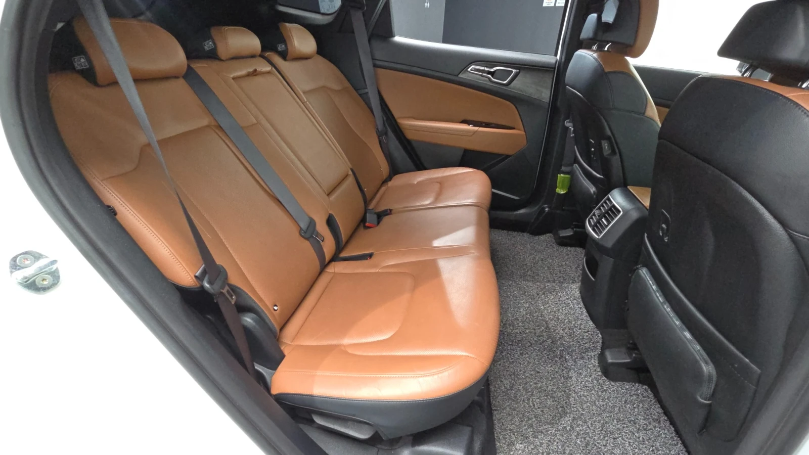 Kia Sportage 1.6 Turbo 4WD Signature Gravity | Mobile.bg � ����������� 12