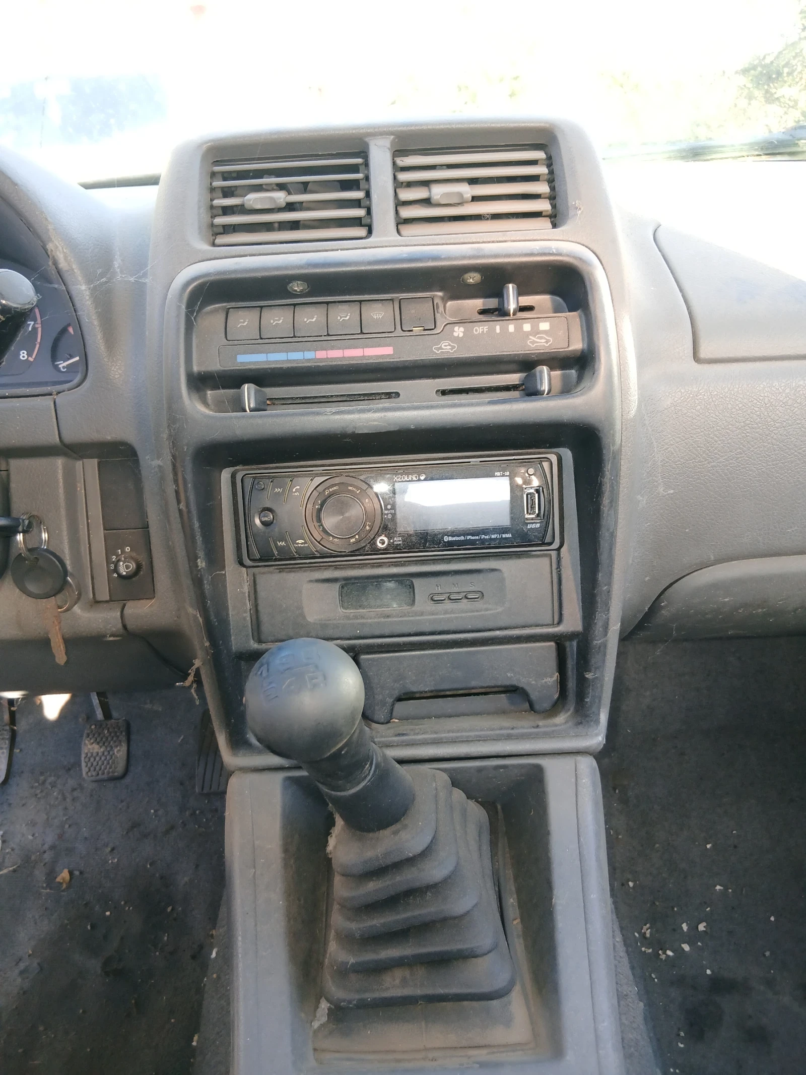 Suzuki Vitara 1.6 16v, снимка 13 - Автомобили и джипове - 56650612