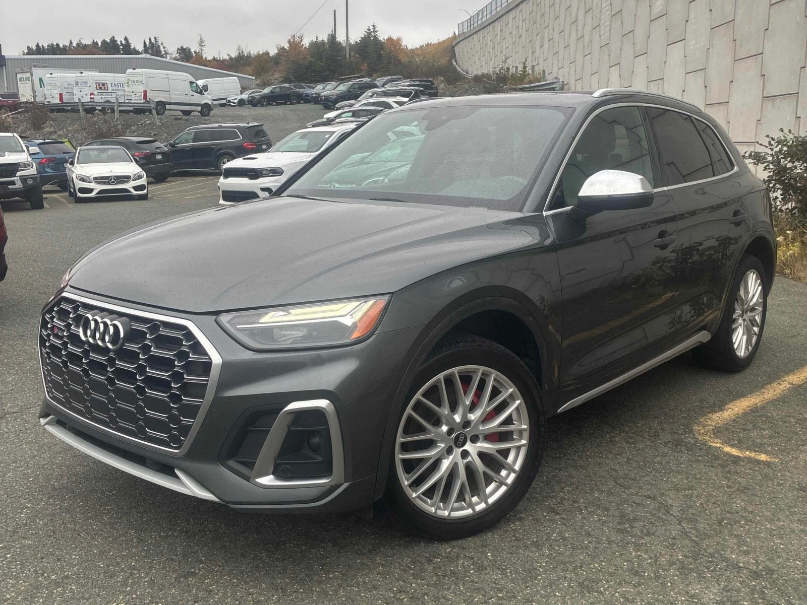 Audi SQ5 Progressiv Автокредит Цена до България