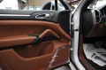 Porsche Cayenne V6T/Обдухване/Exclusive/Камера/Burmester - изображение 10