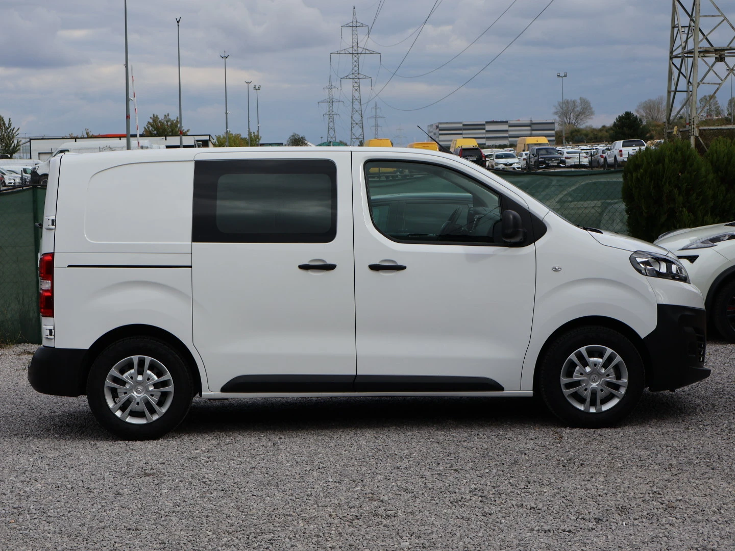 Citroen Jumpy 2.0d/180 kc/8 ck/ОБСЛУЖЕН/3места/ANDROID+ CAR PLAY - изображение 10