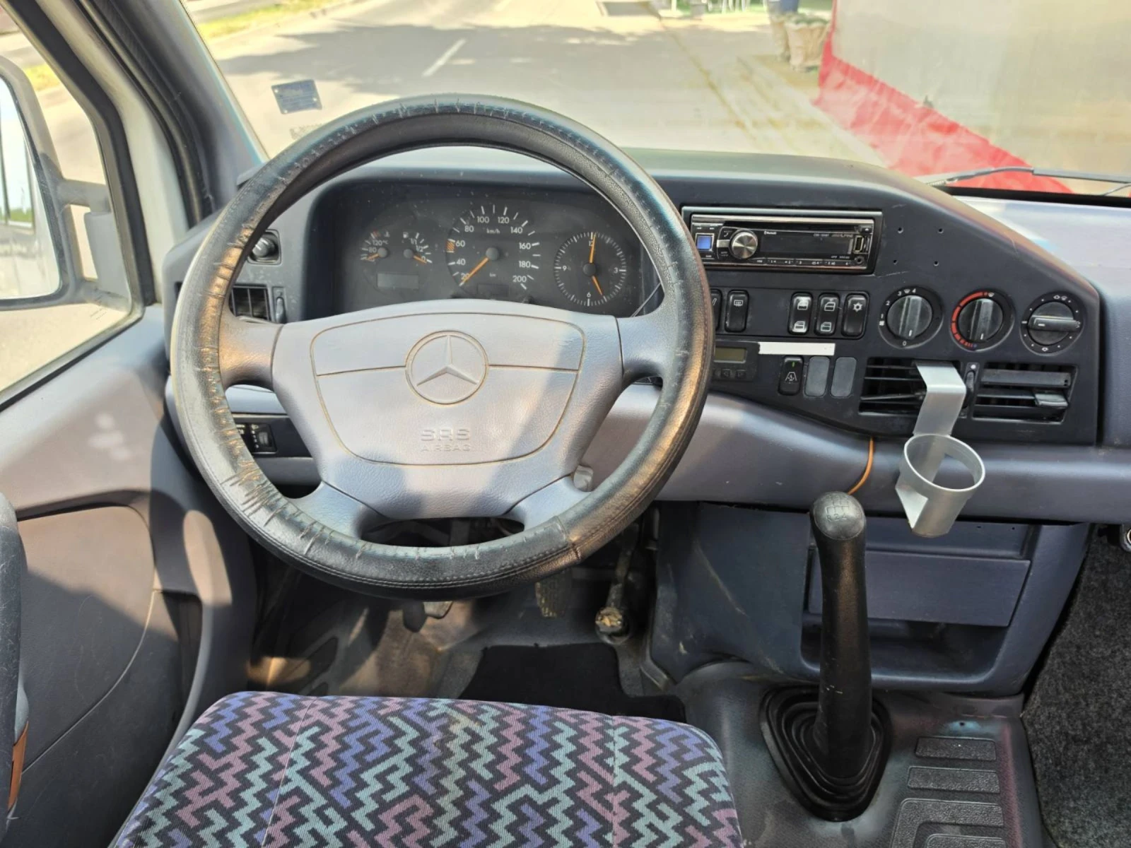 Mercedes-Benz Sprinter 212 Без прехвърляне , снимка 8 - Бусове и автобуси - 54632181