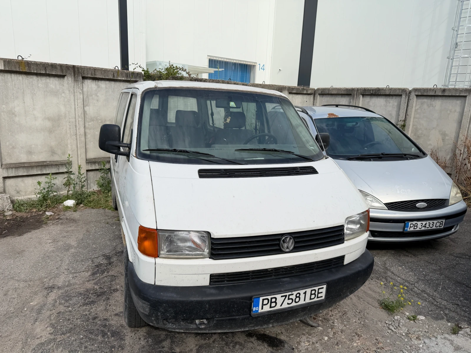 VW T4 2.4 Чист дизел , снимка 2 - Бусове и автобуси - 55589327