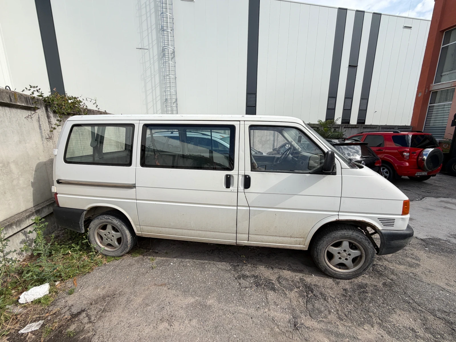 VW T4 2.4 Чист дизел , снимка 3 - Бусове и автобуси - 55589327
