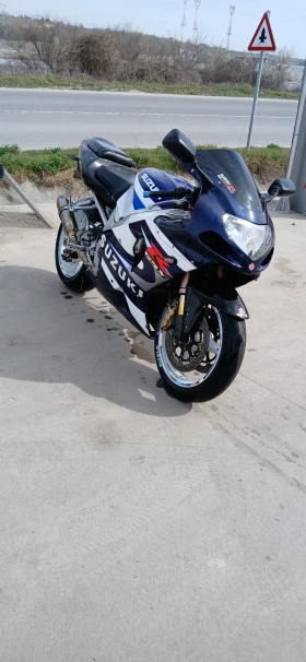 Обява за продажба на Suzuki Gsxr 1000 ~5 200 лв. - изображение 2