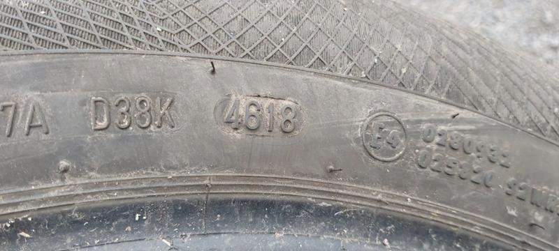 Гуми Зимни 235/55R17, снимка 8 - Гуми и джанти - 31257201