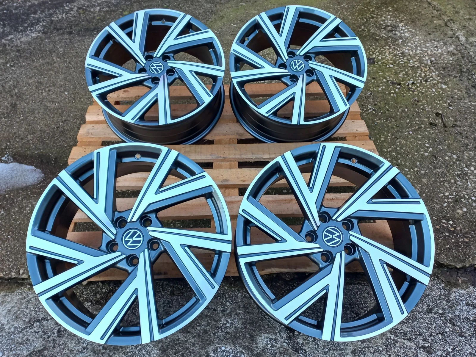 ������ �� VW | Mobile.bg � ����������� 8