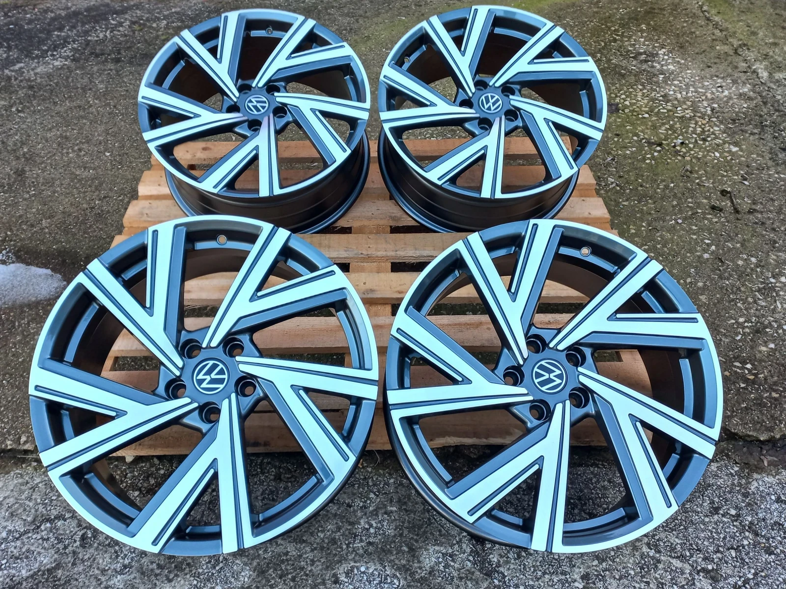 ������ �� VW | Mobile.bg � ����������� 3