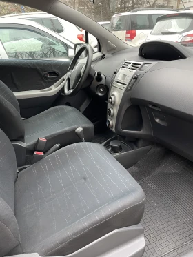 Toyota Yaris 1.3, снимка 4