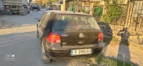 VW Golf, снимка 4 - Автомобили и джипове - 44009927