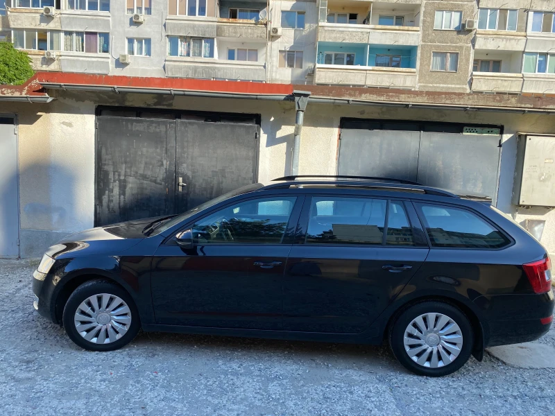 Skoda Octavia, снимка 1 - Автомобили и джипове - 46919415