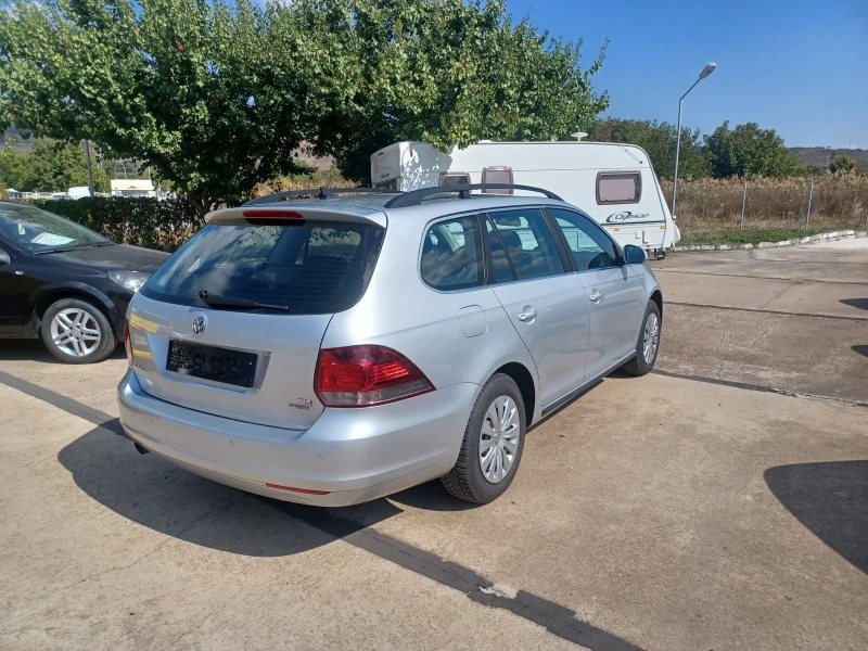 VW Golf 1.6TDi Bluemotion, снимка 6 - Автомобили и джипове - 47332059