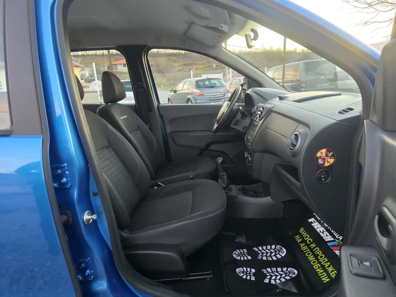 Dacia Lodgy STEPWAY 1.2 i 115 К.С. НАВИ / КЛИМА / 7 МЕСТНА, снимка 11 - Автомобили и джипове - 48386308