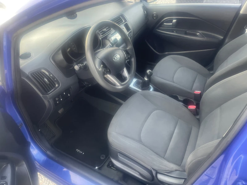 Kia Rio 1.2, снимка 12 - Автомобили и джипове - 49131517