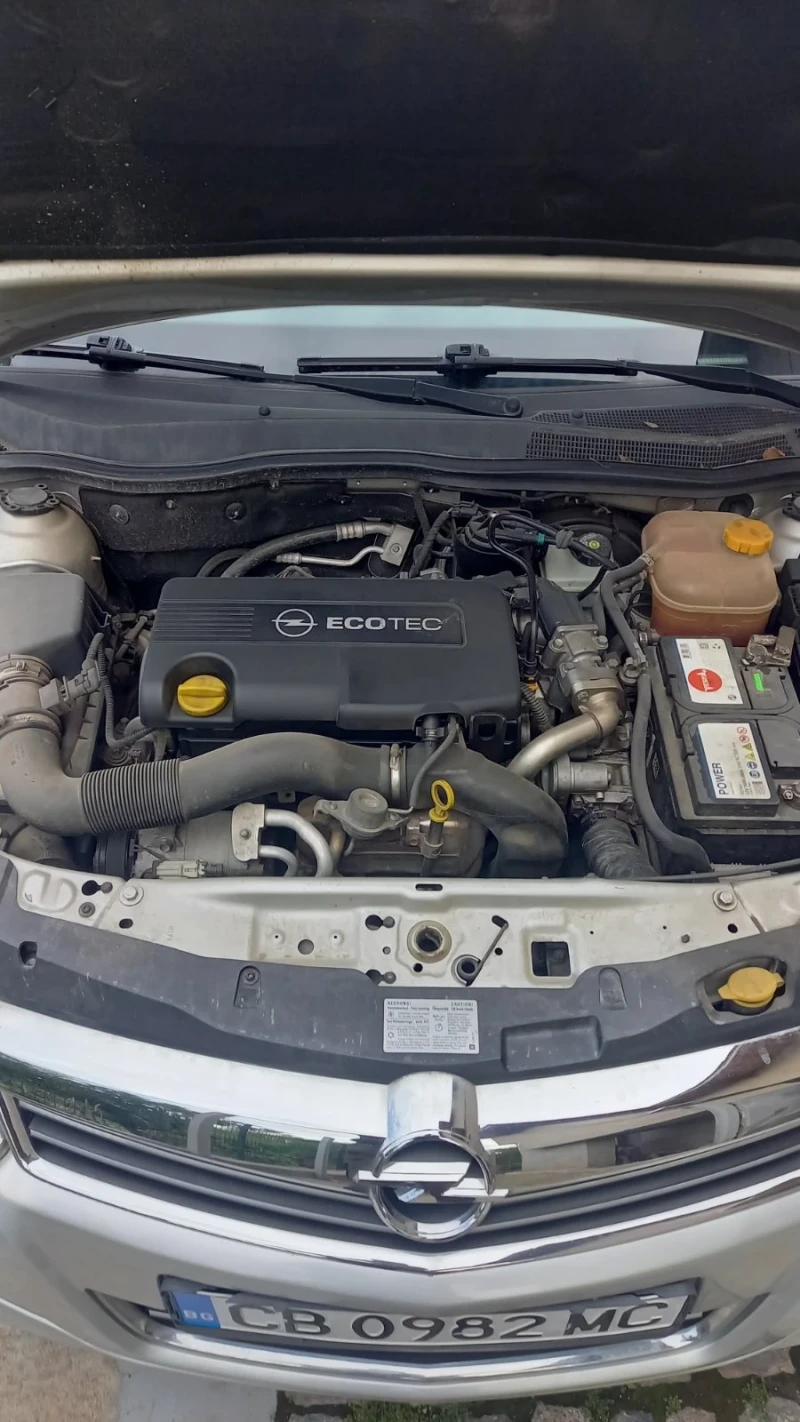 Opel Astra Н, снимка 10 - Автомобили и джипове - 52684677