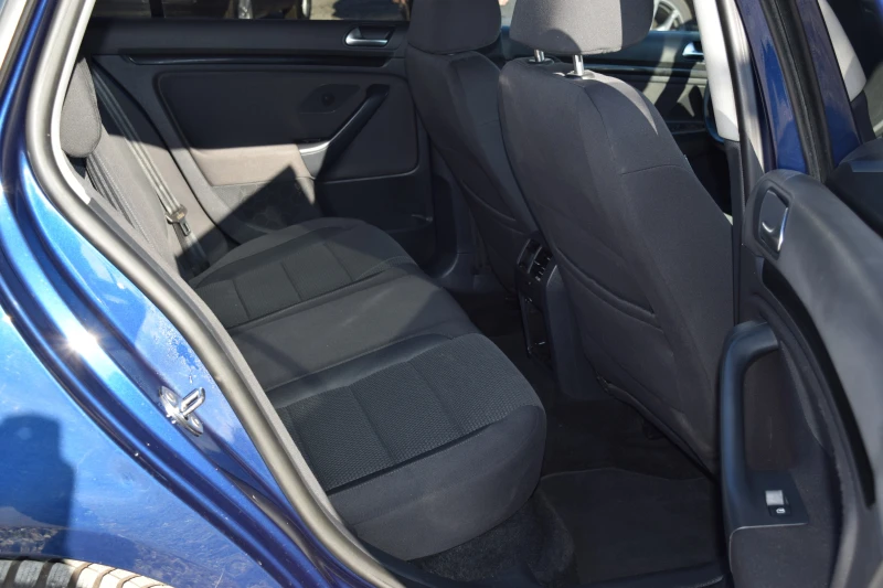 VW Golf 1.4 TSI* 122kc* Euro5* 6Скорости, снимка 13 - Автомобили и джипове - 52810196